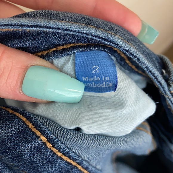 Simply Vera Wang Bermuda Denim Jean Shorts - Picture 6 of 6